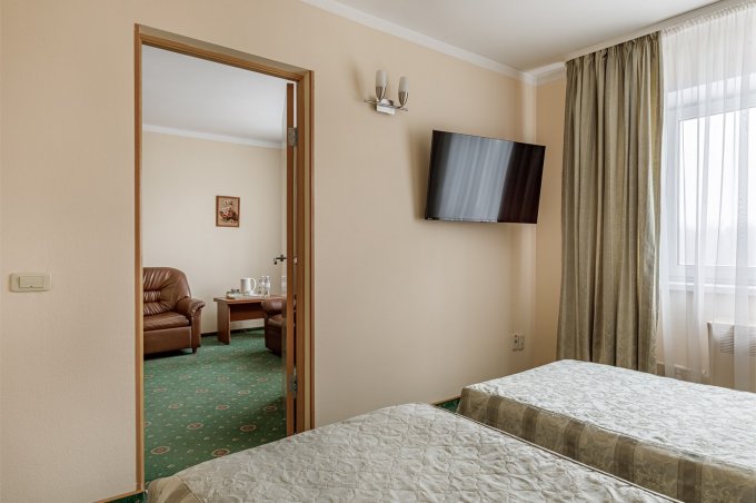Business (Separate beds): Photo 3